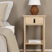 Bellevue Wooden Bedside Cabinet With 1 Drawer In Oak